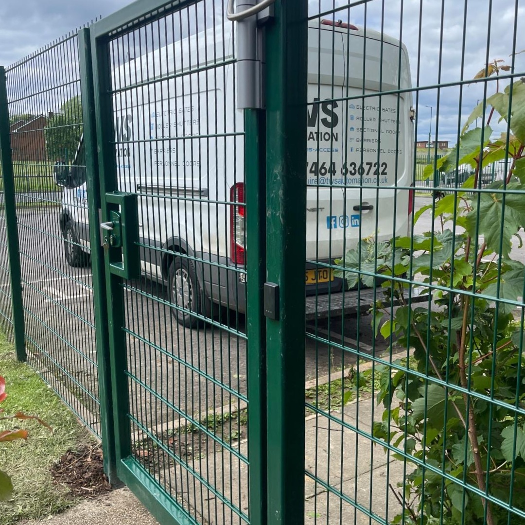 Commercial Gates