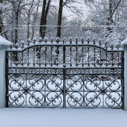 Electric gates in winter